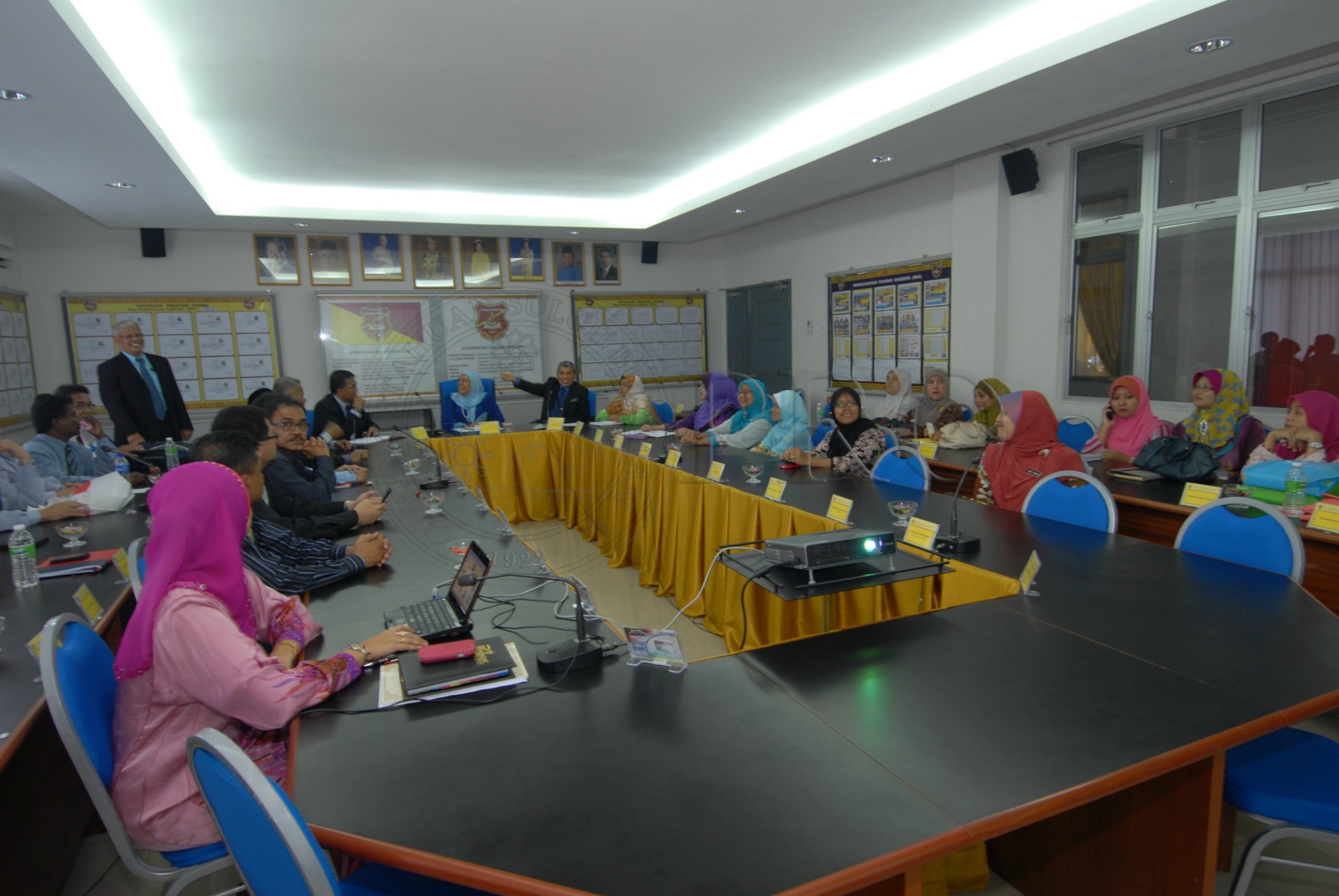 PRO 14 01 SEKOLAH FBA 8085